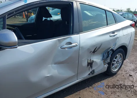 2022 Toyota Prius Le из США, поврежденный, VIN JTDKAMFU2N3165805